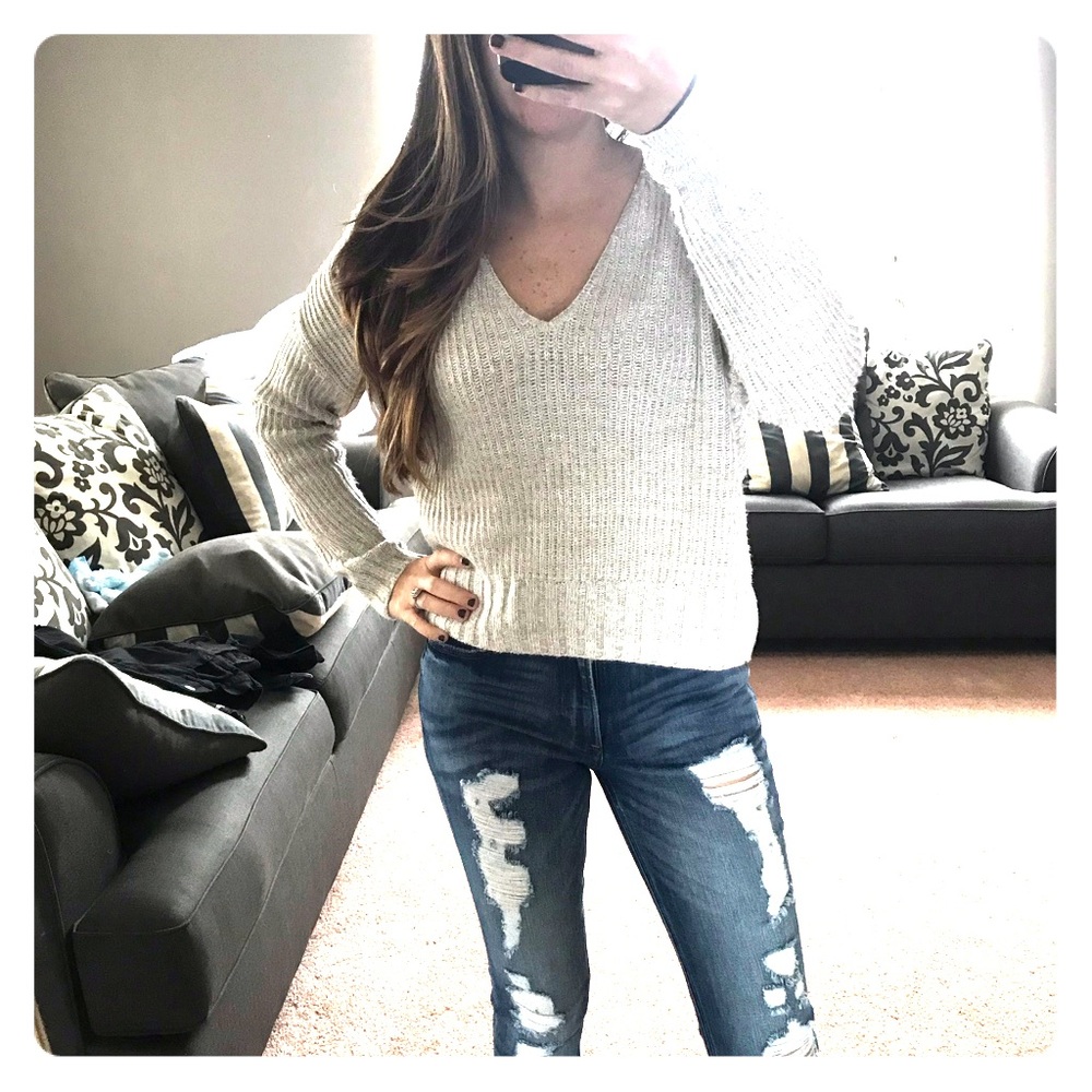 EUC Express Sweater XS, beige slit back